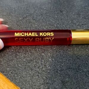 Michael Kors sexy ruby roll on